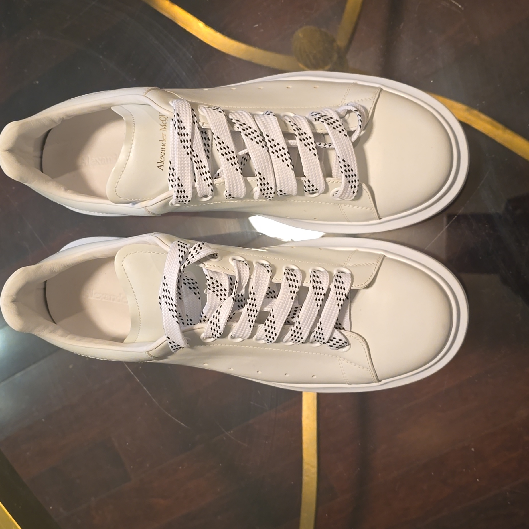Alexander Mcqueen Men White Leather Sneakers Size 10us/43